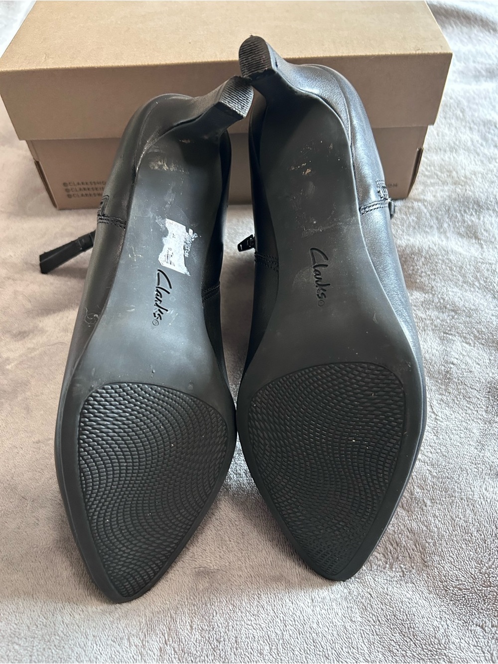 Clarks Calla Blossom Ankle Boots - Picture 3 of 7